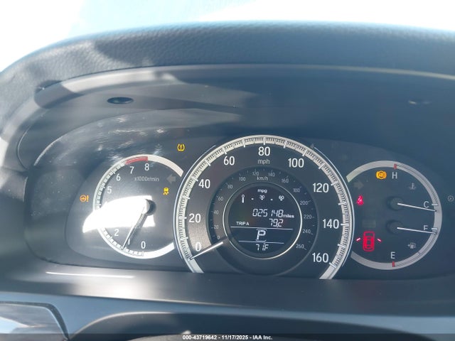 1HGCR2F7XHA065190 Honda ACCORD EX
