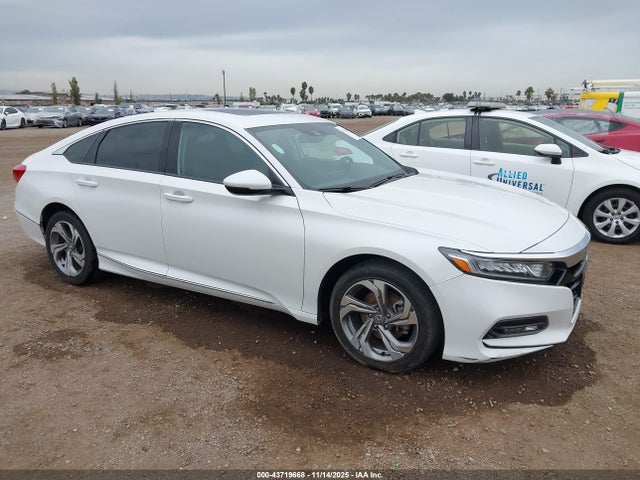 2018 1HGCV1F58JA025104 main image