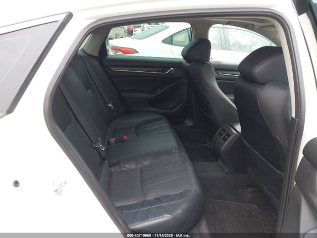 1HGCV1F58JA025104 Honda Accord Ex-l