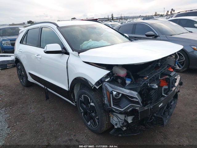 2023 KIA NIRO EV KNDCR3L16P5047328