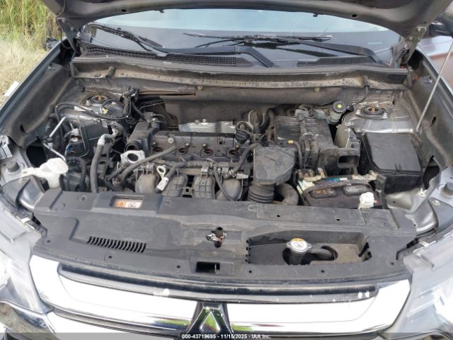 2018 MITSUBISHI OUTLANDER JA4AD2A3XJZ055365 Photo 9