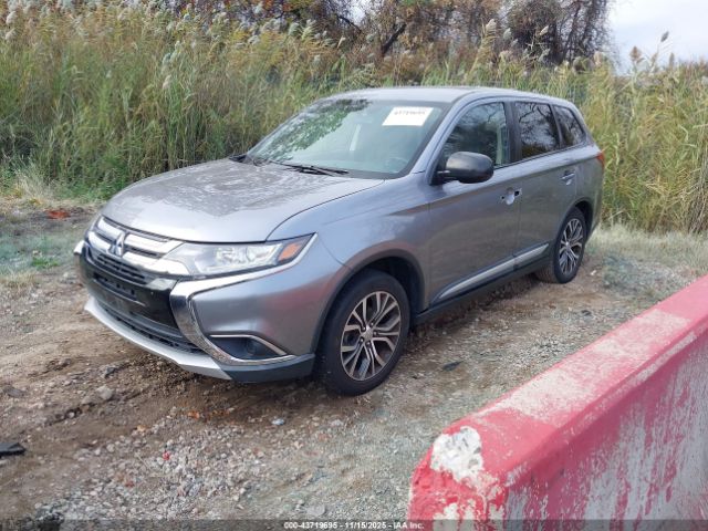 2018 MITSUBISHI OUTLANDER JA4AD2A3XJZ055365 Photo 1