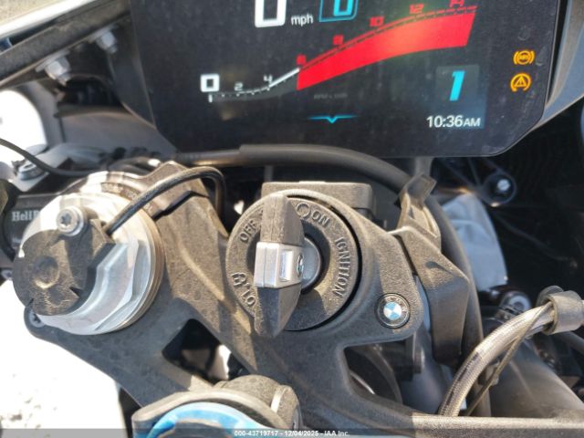 2022 BMW S 1000 WB10E2302N6G18627 Photo 10