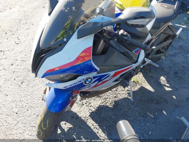 2022 BMW S 1000 WB10E2302N6G18627 Photo 1