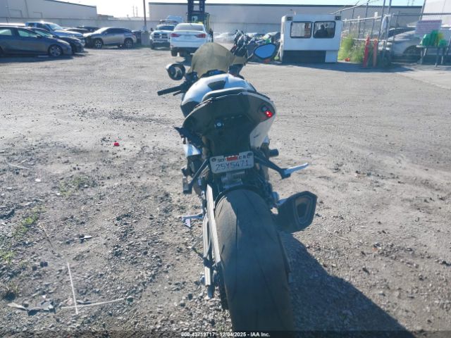 2022 BMW S 1000 WB10E2302N6G18627 Photo 5