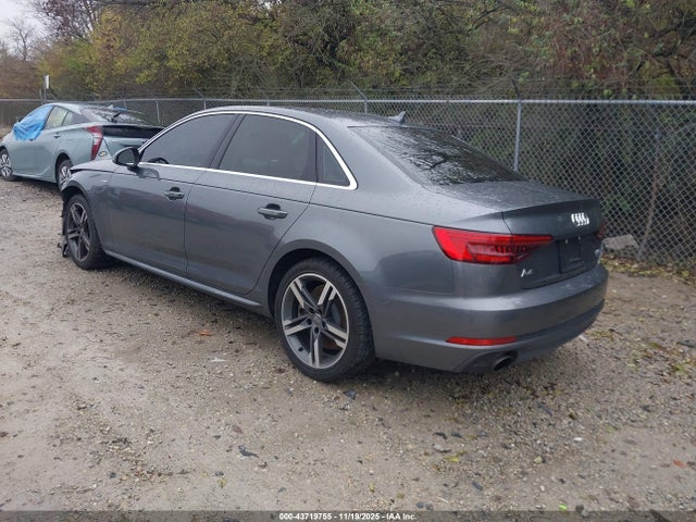 2017 AUDI A4 WAUENAF47HN062370 Photo 2
