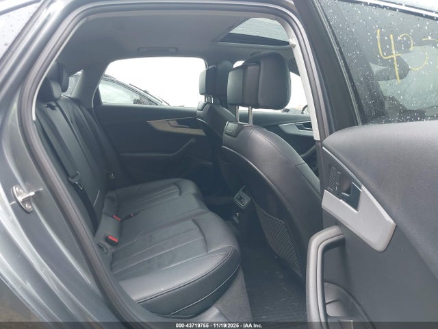 2017 AUDI A4 WAUENAF47HN062370 Photo 7