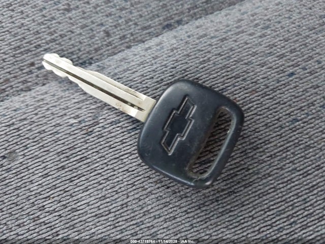 2000 CHEVROLET PRIZM 1Y1SK5281YZ411235 Photo 10