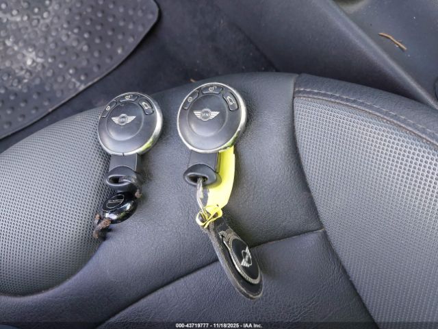 2007 MINI COOPER S WMWMF73557TT81074 Photo 10