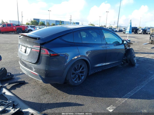 2024 TESLA MODEL X 7SAXCDE57RF433494 Photo 3