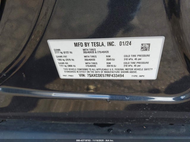 2024 TESLA MODEL X 7SAXCDE57RF433494 Photo 8
