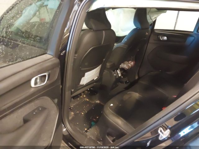 2023 VOLVO XC40 RECHARGE PURE ELECTRIC YV4ED3UL0P2059738 Photo 7