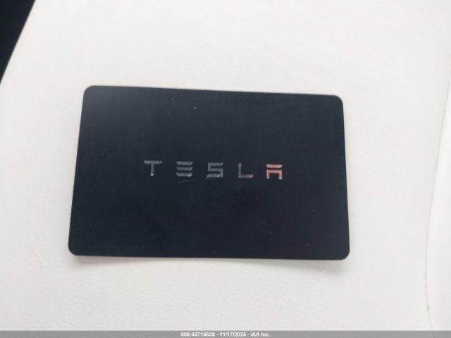 2025 TESLA MODEL Y 7SAYGDEE8SF301889 Photo 10