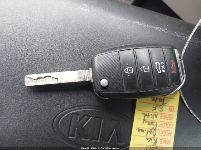 5XXGT4L36HG124206 KIA Optima Lx
