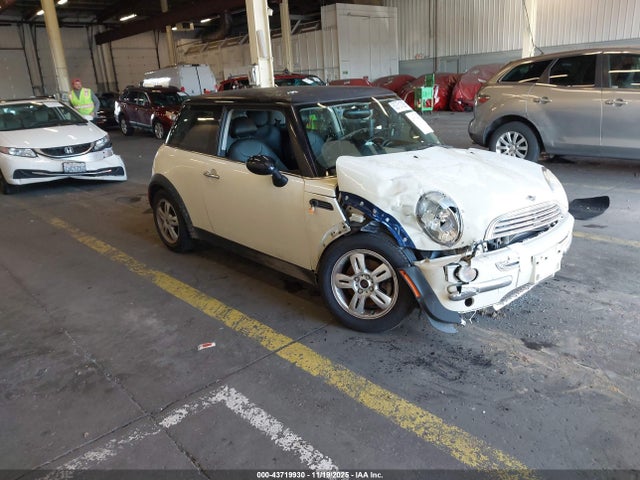 2003 MINI COOPER WMWRC33493TE15349