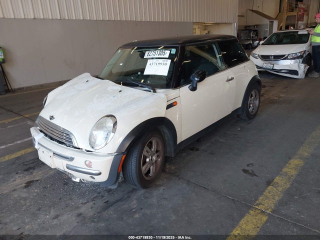 2003 MINI COOPER WMWRC33493TE15349 Photo 1