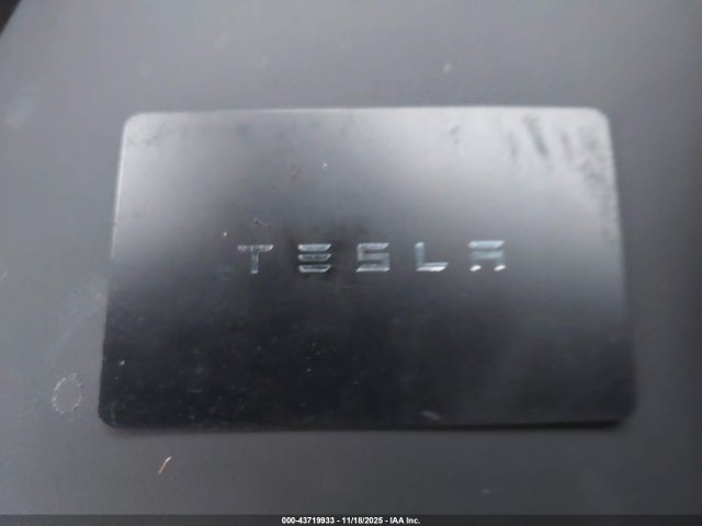 2024 TESLA MODEL Y 7SAYGDEE7RA298930 Photo 10