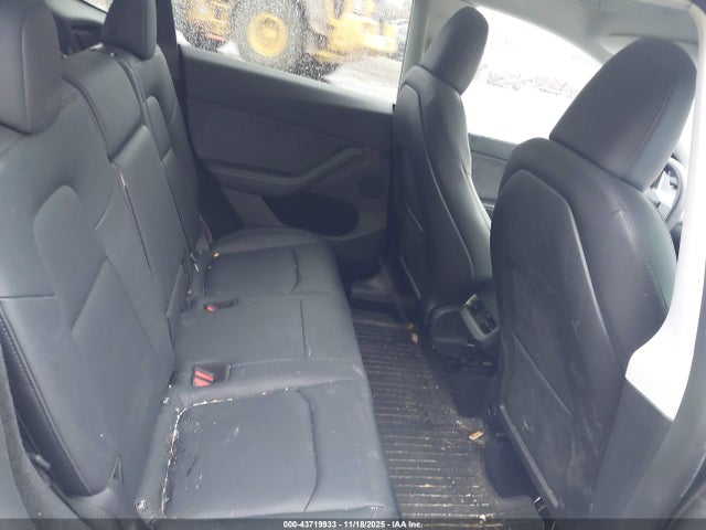 2024 TESLA MODEL Y 7SAYGDEE7RA298930 Photo 7