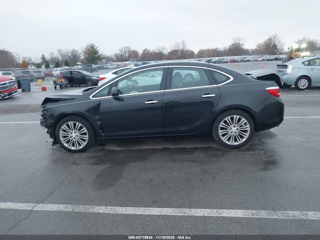 2013 Buick Verano მანქანა იყიდება აუქციონზე, vin: 1G4PP5SK7D4256863, აუქციონის ნომერი: 43719934