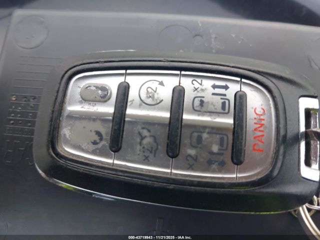 2019 CHRYSLER PACIFICA 2C4RC1BG0KR650762 Photo 10