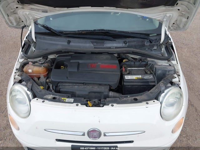 2015 FIAT 500 3C3CFFAR0FT501627 Photo 9