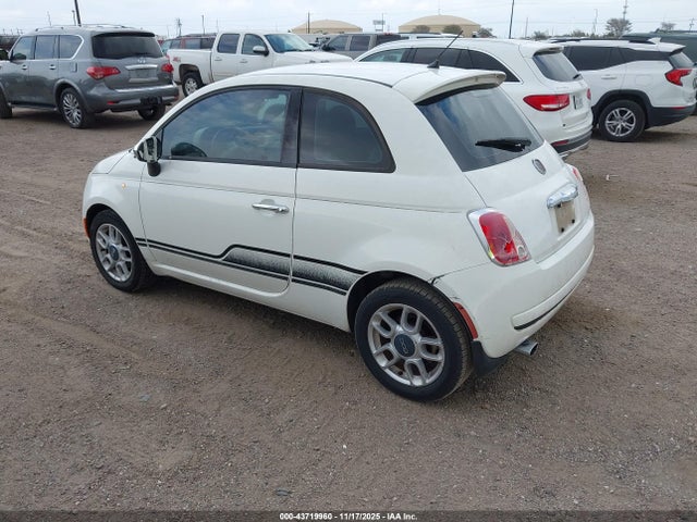 2015 FIAT 500 3C3CFFAR0FT501627 Photo 2