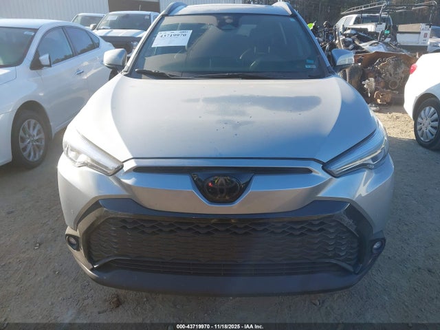 43719970 :رقم المزاد ، 7MUFBABG3RV054963 vin ، 2024 Toyota Corolla Cross Hybrid Xse مزاد بيع