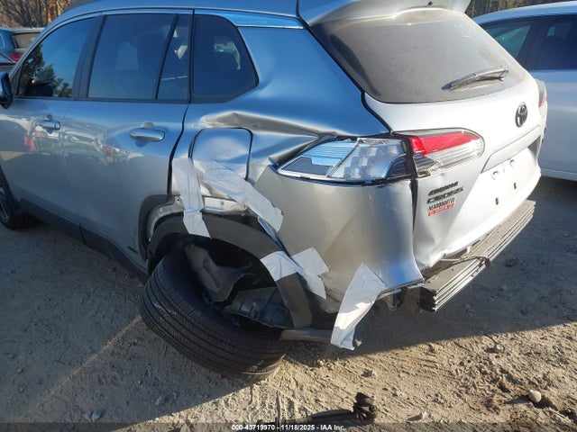 43719970 :رقم المزاد ، 7MUFBABG3RV054963 vin ، 2024 Toyota Corolla Cross Hybrid Xse مزاد بيع