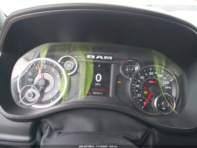 2019 Ram 1500 Big Horn/lone Star  4x2 6'4 Box მანქანა იყიდება აუქციონზე, vin: 1C6RREMT8KN891117, აუქციონის ნომერი: 43719974