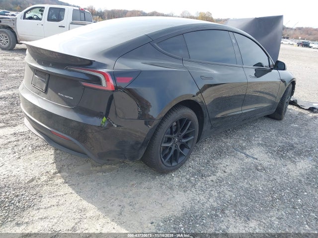 2024 TESLA MODEL 3 5YJ3E1EB7RF795450 Photo 3