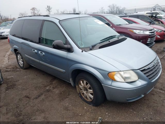 2005 CHRYSLER TOWN & COUNTRY 2C8GP54L95R429693