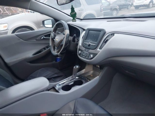 2017 CHEVROLET MALIBU 1G1ZB5ST7HF223031 Photo 4