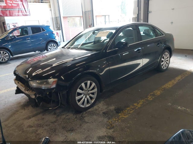 2013 AUDI A4 WAUAFAFL2DA046758 Photo 1