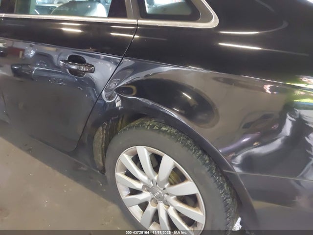 2013 AUDI A4 WAUAFAFL2DA046758 Photo 5