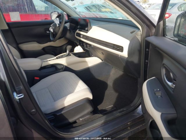 2024 HONDA HR-V 3CZRZ1H37RM741963 Photo 4