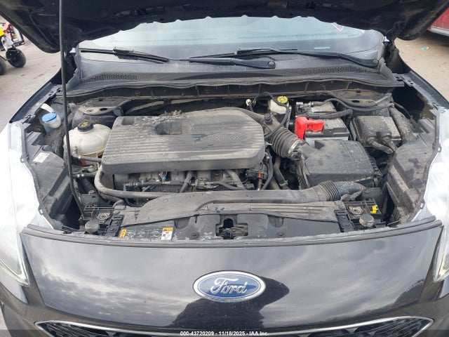 1FMCU9J9XLUB16219 Ford Escape Titanium