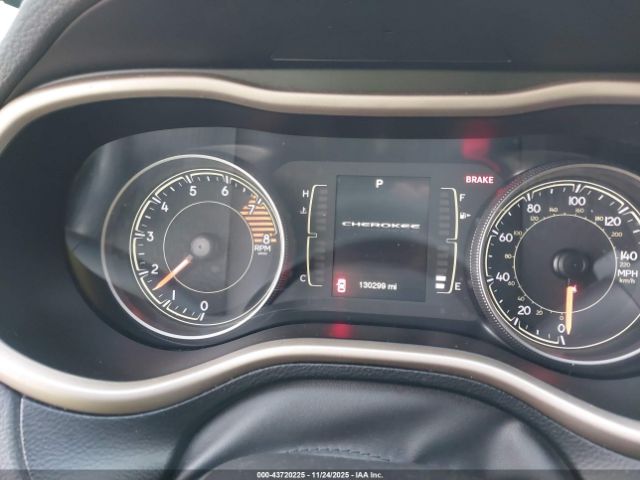 2017 JEEP CHEROKEE 1C4PJLASXHW548061 Photo 6