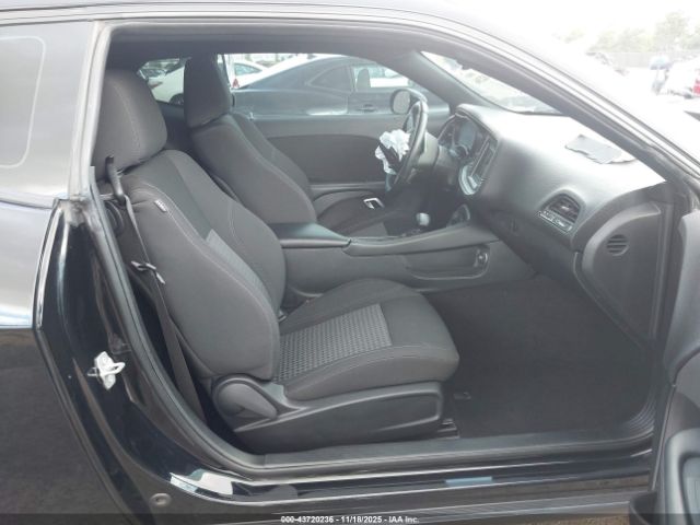 2022 DODGE CHALLENGER 2C3CDZAG3NH132257 Photo 4