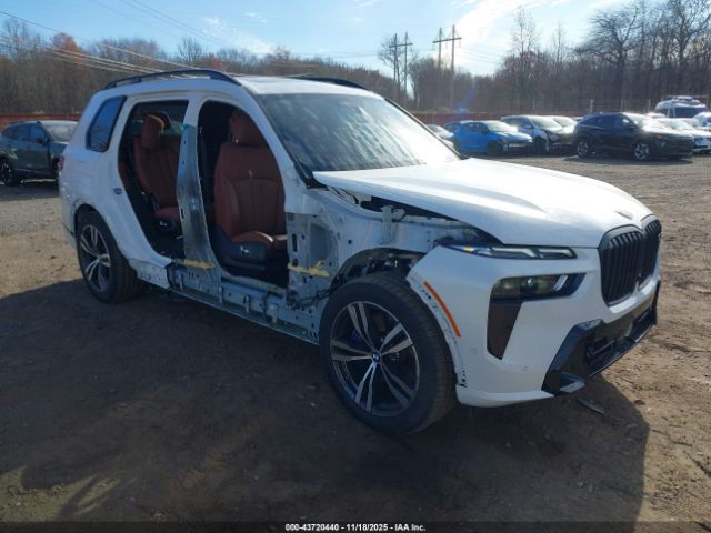 2025 BMW X7 5UX33EM06S9Z55281 Photo 5