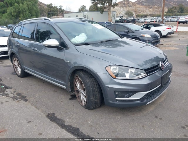 3VWH17AU3HM538840 Volkswagen GOLF ALLTRACK