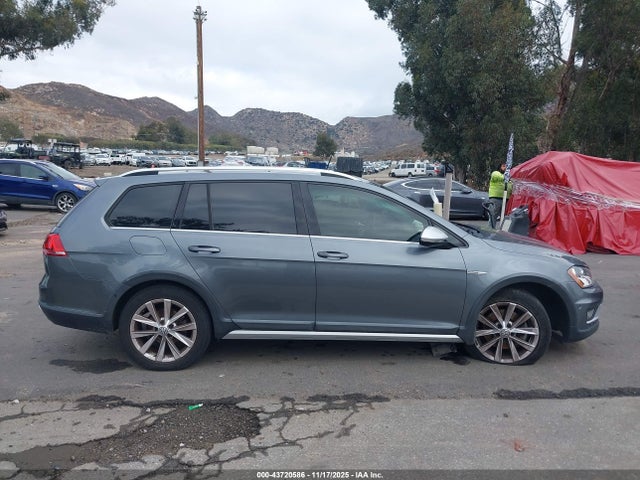 3VWH17AU3HM538840 Volkswagen GOLF ALLTRACK
