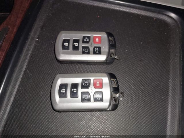 2014 TOYOTA SIENNA 5TDDK3DCXES090568 Photo 10