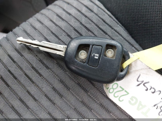 Продажа на аукционе авто 2020 Toyota 4runner Sr5, vin: JTEBU5JR4L5772818, номер лота: 43720682