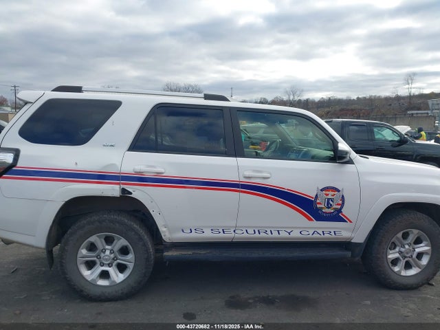 Продажа на аукционе авто 2020 Toyota 4runner Sr5, vin: JTEBU5JR4L5772818, номер лота: 43720682