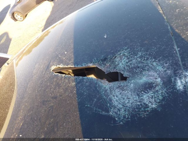 2022 TESLA MODEL Y 7SAYGDEE1NF321826 Photo 5