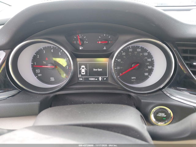 W04GL6SX8J1061458 Buick Regal Sportback Preferred