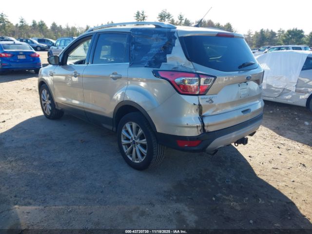 2017 FORD ESCAPE 1FMCU9J96HUB70995 Photo 2