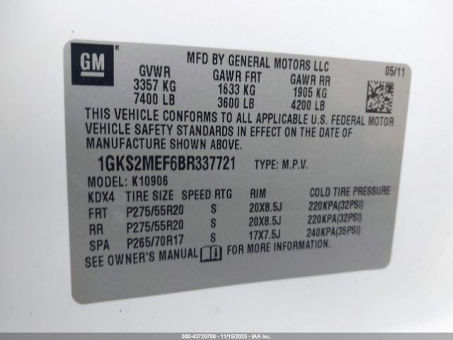 2011 GMC YUKON XL 1500 1GKS2MEF6BR337721 Photo 8