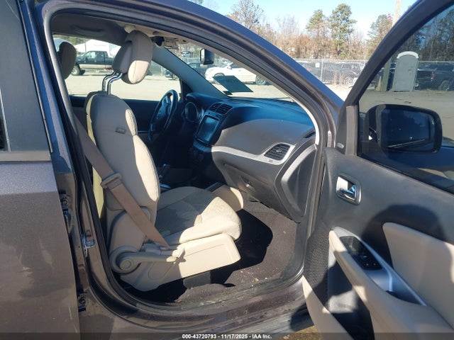 3C4PDDBG3ET248290 Dodge Journey Sxt