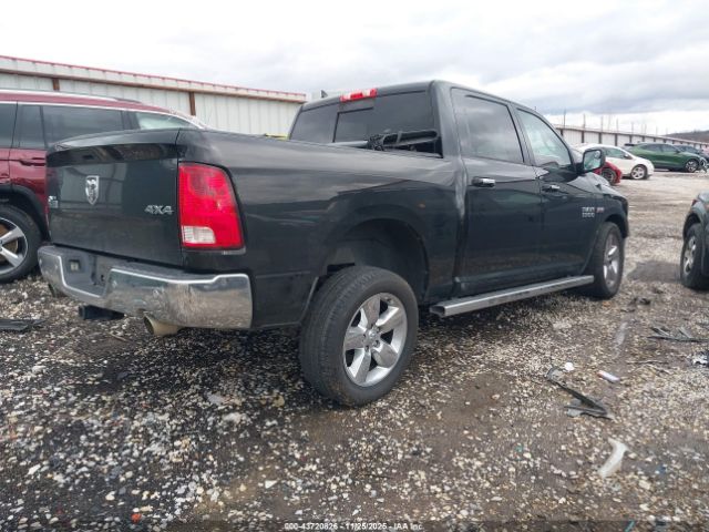 2017 RAM 1500 1C6RR7LT3HS619775 Photo 3